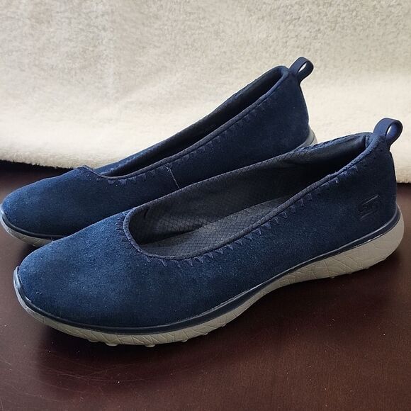Skechers Women's 8 Navy Suede Slip Ons - Picture 1 of 5